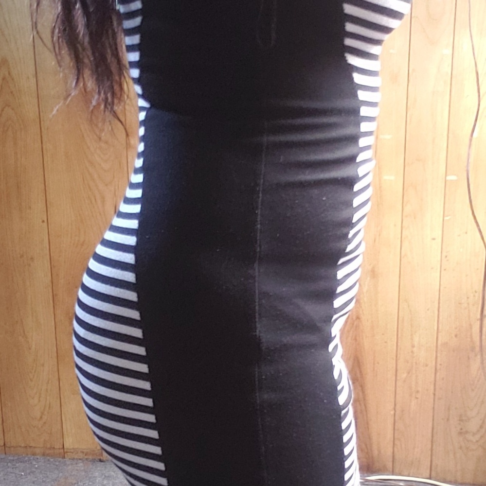 Dress - Picture 4 of 5